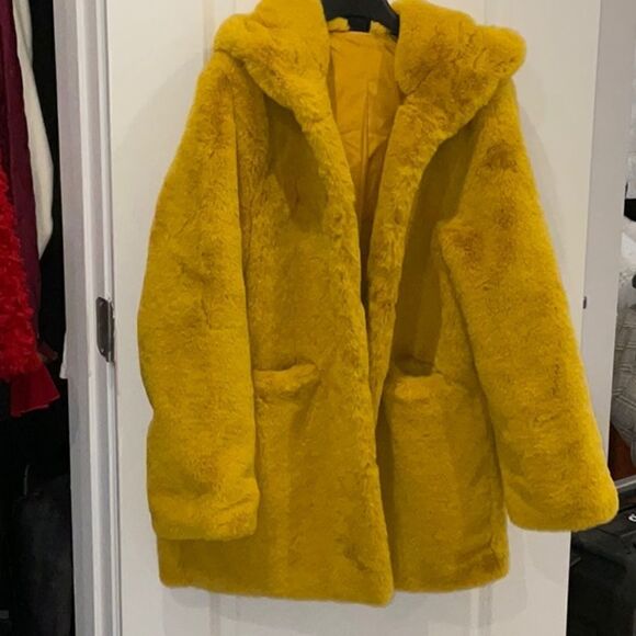 BRIGHT YELLOW ULTRA SOFT TEDDY FURRY COAT - Picture 1 of 5